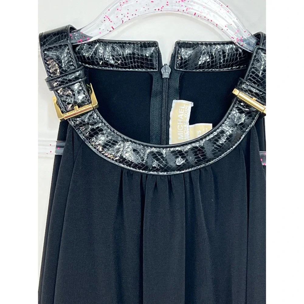 Michael Kors Blk Cold Shoulder Blouse Top Shirt‎ with Buckle Collar Accent Sz XS